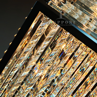 Luminaire suspendu en cristal cubique avec cadre en métal noir mat pour villa, escalier, hall d'entrée, plafond haut