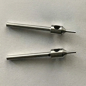Instrument de greffe capillaire en acier inoxydable pour l'extraction des unités folliculaires (FUE), conçu pour une greffe capillaire efficace - Product Image 1