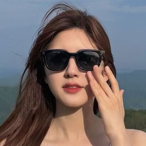 แว่นกันแดด Zhao Lusi Style GM กรอบพลาสติกสีดำ ป้องกันรังสียูวี 400 สำหรับทุกเพศ เหมาะสำหรับกิจกรรมกลางแจ้ง ตกปลา ท่องเที่ยว แฟชั่น - Product Image 2