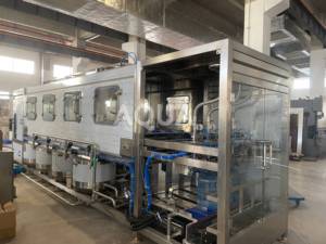 Machine de remplissage de bouteilles d'eau pour fûts de 20 litres / Remplisseuse de bouteilles d'eau - Product Image 5