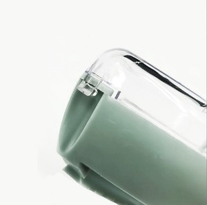 Écailleur de poisson manuel amovible en plastique avec couvercle, outils pour fruits de mer, gadgets de cuisine et ménagers - Product Image 3