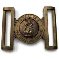 Boucle de ceinture carrée en métal plaqué or de haute qualité avec emblème d'aigle en relief pour uniformes de cérémonie de sécurité