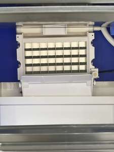 Macchina per Cubetti di Ghiaccio Commerciale di Alta Qualità 55kg/24h con Raffreddamento ad Aria, Capacità 15kg, 220-240V 245W per Bar e Supermercati - Product Image 5