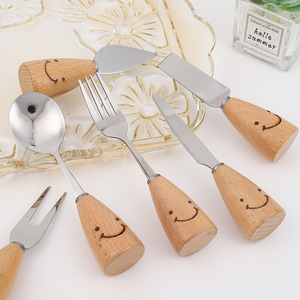 Usine En Gros Ins Style Coréen Plusieurs Types Original Sourire Visage Ménage <span class=keywords><strong>Cuisine</strong></span> Alimentaire <span class=keywords><strong>Ustensiles</strong></span> <span class=keywords><strong>De</strong></span> <span class=keywords><strong>Cuisine</strong></span> En Bois - Product Image 4