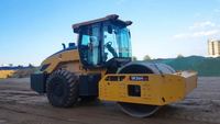 Rouleau compresseur vibrant à tambour unique SR26H-C6 de 26 tonnes, durable, avec moteur et pompe, pour le compactage des bases de chaussées