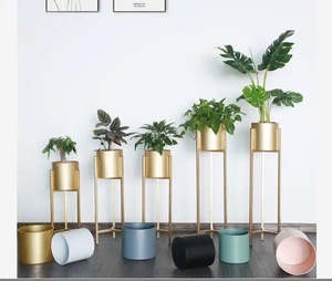 Vente chaude Or Stand Présentoir Extérieur Jardinière En Métal Fer <span class=keywords><strong>Doré</strong></span> Plante Rack Intérieur <span class=keywords><strong>Pot</strong></span> De Fleur Pour Jardin Maison Avec <span class=keywords><strong>Pot</strong></span> - Product Image 4