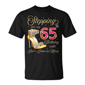 Camiseta para celebrar mi 65.º cumpleaños con la gracia y la misericordia de Dios - Product Image 2