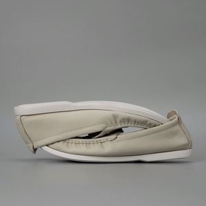 Mocassins beiges en cuir véritable à enfiler, respirants, avec semelle extérieure en caoutchouc, semelle intermédiaire, toutes saisons, chaussures décontractées, doublure en maille à boucle à l'arrière - Product Image 5