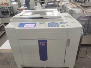 150ppm tốc độ cao Máy in 2 Màu sắc máy in sử dụng risos <span class=keywords><strong>MZ770</strong></span> 970 <span class=keywords><strong>RISO</strong></span> <span class=keywords><strong>duplicator</strong></span> cho tân trang <span class=keywords><strong>RISO</strong></span> - Product Image 2