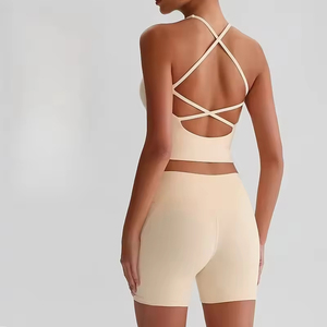 Conjuntos de Ropa Deportiva de Yoga Personalizados: Bralette de Tirantes Finos y Alta Elasticidad con Top Cruzado y Shorts de Cintura Alta - Product Image 1