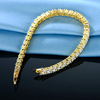 Bracelet de tennis pour dames en laiton léger plaqué or rétro moderne avec zircon cubique et diamant de luxe