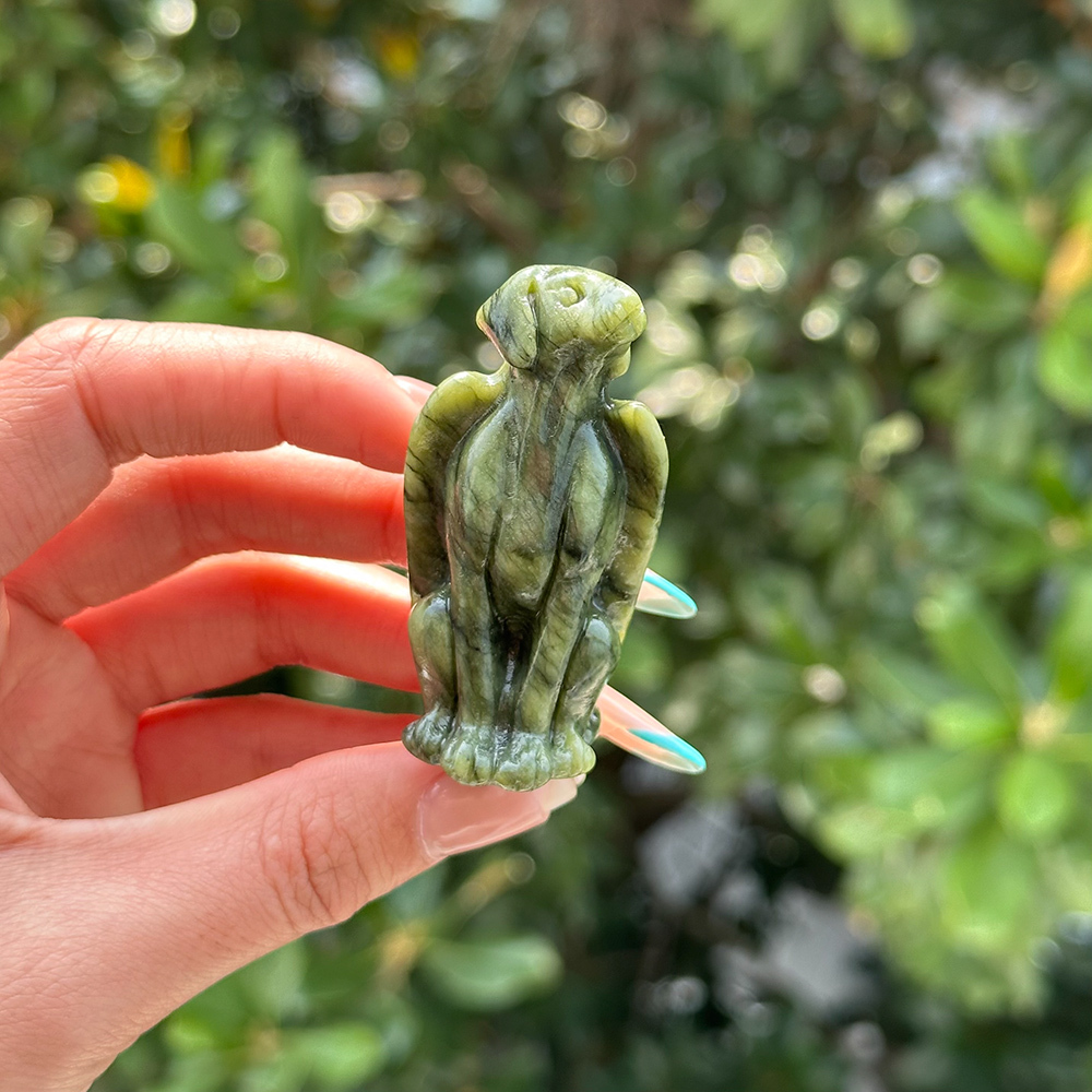 Hot Sale High Quality Natural Green Jade Stone Carvings Green Jade