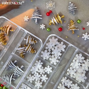6 Grille Boîte De Noël Charme Pour Ongles Arbre Flocon De Neige <span class=keywords><strong>Forme</strong></span> 3D Résine Conception De Vacances Festive Nail Art Décoration - Product Image 5