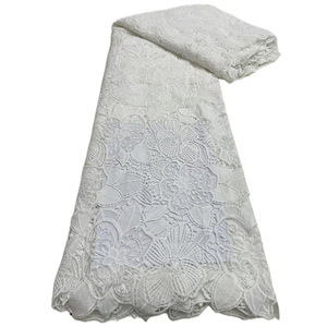 Tissu en dentelle française soluble dans l'eau de luxe blanc fantaisie avec des paillettes, broderie, matériau pour accessoires de robe de mariée - Product Image 4