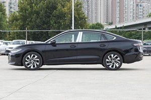 Auto Nuova a Benzina <span class=keywords><strong>B5</strong></span> AWD con Cambio Manuale, Pneumatici R18, Cruise Control, Guida a Sinistra, Modello 2024 Euro V - Product Image 5