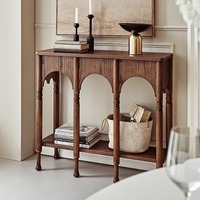 Console vintage américaine et française rétro nostalgique en bois de frêne massif avec étagère de rangement et présentoir pour entrée, couloir ou hall.