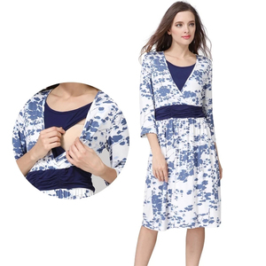 Emotion Moms Vente en gros Vêtements de maternité Jersey floral <span class=keywords><strong>Robe</strong></span> d'<span class=keywords><strong>allaitement</strong></span> en <span class=keywords><strong>coton</strong></span> avec manches 3/4 pour l'<span class=keywords><strong>allaitement</strong></span> - Product Image 1