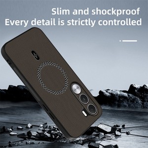 Funda Protectora Magnética de Cuero Premium con Acabado Mate Antipolvo y Antigolpes, Compatible con <span class=keywords><strong>Carga</strong></span> Inalámbrica para <span class=keywords><strong>Realme</strong></span> C400/C400i 4G - Product Image 4