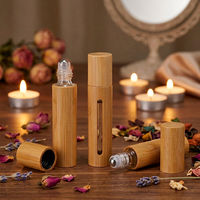 Botol Semprot Bambu Custom Logo 5ml, Botol Roll On Kaca untuk Minyak Atsiri, Botol Parfum Roller Ball dengan Tutup Bambu