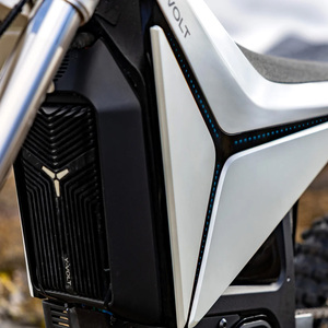 มอเตอร์ไซค์ไฟฟ้าวิบาก Yvolt Surge V รุ่นใหม่ปี 2026 กำลังไฟสูงสุด 35 กิโลวัตต์ ความเร็วสูงสุด <span class=keywords><strong>110</strong></span> กม./ชม. แบตเตอรี่ลิเธียม 97.2 โวลต์ 45 แอมป์ชั่วโมง - Product Image 4