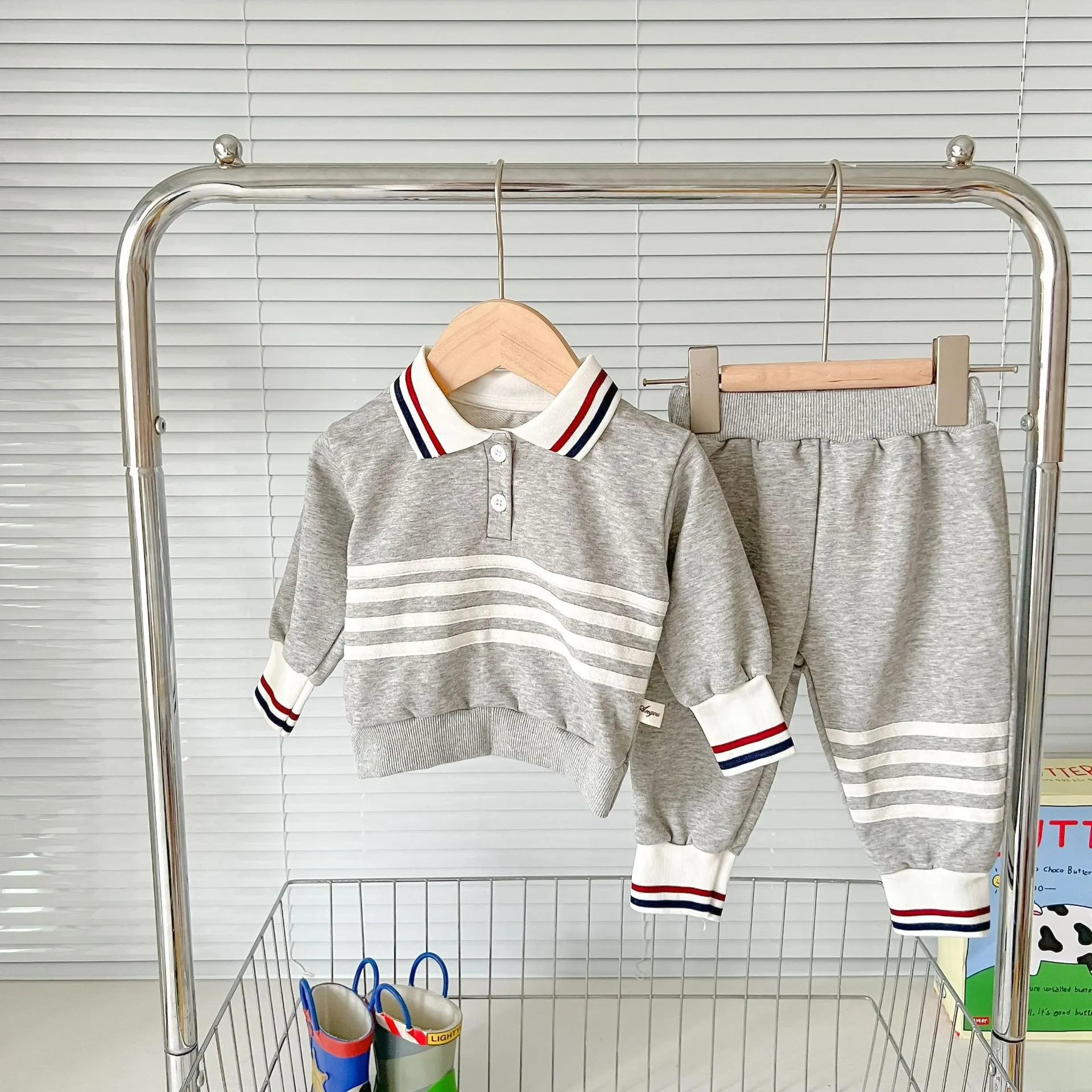 Kleinkind Kinder Streifen Pullover Hemd Hose lässige Outfits Baby Jungen Polo kurze lose Hosen zweiteiligen Anzug