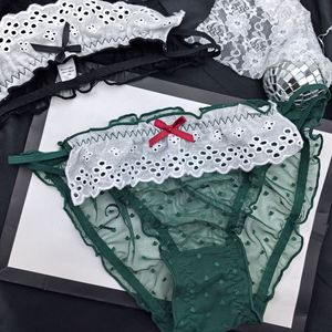 Vente en gros de string sexy pour femmes, en dentelle ajourée, à fleurs hydrosolubles, sous-vêtements féminins, string bikini demi-hanche - Product Image 1