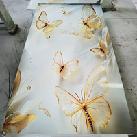 Panneau mural en PVC veiné or blanc, résistant à l'eau et au feu, avec revêtement UV, pour la décoration intérieure d'hôtels