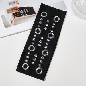 9.5cmメタルリベットニットヘッドバンド、幅広伸縮性汗吸収スポーツヨガワークアウトヘアバンドファッションヘアアクセサリー卸売 - Product Image 4