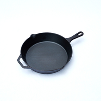 Ensemble de poêles à frire en fonte pratique ustensiles de cuisine en métal en gros pré-assaisonnés avec deux poignées en fer Design minimaliste écologique