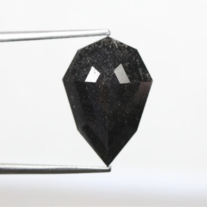 DIAMANTE RARO 10,51 Ct. Diamante de corte geométrico negro suelto natural 18,33x12,79x6,45mm para anillo de compromiso Joyería de diamantes para ella - Product Image 3