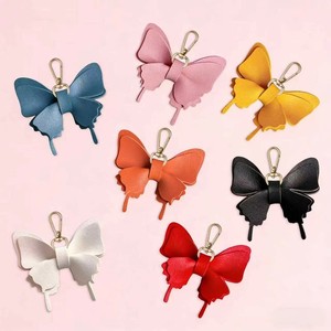 Llavero de mariposa, colgador de cuero ligero y fresco para bolso, llavero para coche, colgador de llaves - Product Image 1