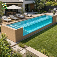 Piscine hors sol en fibre de verre, structure modulaire préfabriquée en FRP, aspect bois, pour terrasse d'hôtel, jacuzzi extérieur.