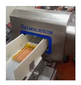 Máquina industrial do detector de metais Transportador de aço para o alimento congelado <span class=keywords><strong>Seafood</strong></span> Poultry Testing na indústria alimentar