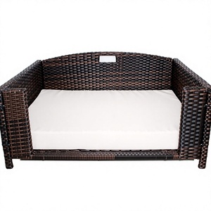 Lit <span class=keywords><strong>pour</strong></span> chien et chat en rotin tressé rectangulaire moderne, cadre métallique, utilisation intérieure et extérieure, imperméable, lavable en machine, idéal <span class=keywords><strong>pour</strong></span> salon et chambre. - Product Image 1