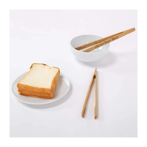 Pinces à pain en <span class=keywords><strong>bambou</strong></span> massif écologiques gravées sur mesure en gros, ustensiles de cuisine 4 pièces pour serveurs avec logo - Product Image 2
