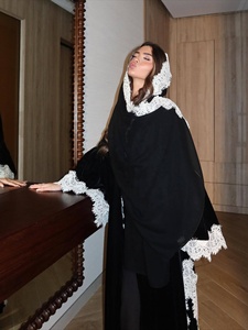 OEM/ODM Set di Tre Pezzi Abaya Dubai alla Moda per Donne Musulmane, Vestito in Velluto, <span class=keywords><strong>Kimono</strong></span> Abaya Aperto, Set Hijab, Cardigan Modesto con Pizzo - Product Image 4