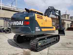 En stock à la vente Nouvelle pelle sur chenilles Hyundai HX130 / Pelle sur chenilles Hyundai 130 de Corée, machine de 13 tonnes - Product Image 3