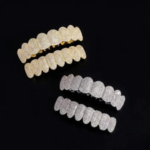 ขายดี! ชุดกริลล์ซ์เพชรโมอิสซาไนต์ VVS สุดหรู สไตล์ฮิปฮอป  ทำตามสั่ง  วัสดุเงินแท้ 925  สำหรับงานปาร์ตี้  มีจำหน่ายจำนวนมาก - Product Image 6