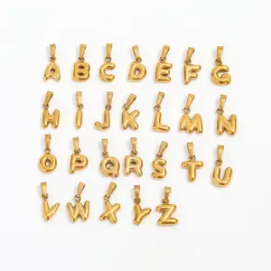 قلادة حروف أبجدية عصرية مطلية بالذهب عيار 18 من الفولاذ المقاوم للصدأ منفوخة فقاعات بحروف لطيفة