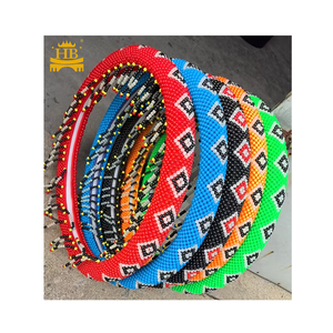 Vendita calda di <span class=keywords><strong>grandi</strong></span> dimensioni diamantata con Design decorativo coprivolante per auto moda universale Custom coprivolante per auto - Product Image 1