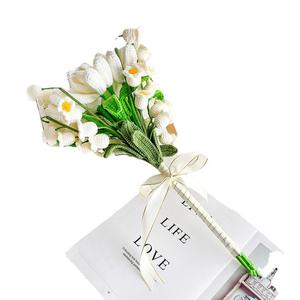 Ramo de Flores Tejidas a Mano, Ramo de Lirios del Valle, Rosas y Girasoles, Regalo, Decoración de Bodas, Ramo de Flores de Ganchillo - Product Image 5