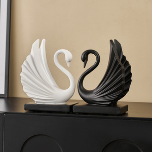 Scultura Creativa <span class=keywords><strong>di</strong></span> Coppia <span class=keywords><strong>di</strong></span> Cigni in Resina, Ornamento da Scrivania Personalizzato, Decorazione per Casa, Ufficio, Soggiorno, Regalo Direttamente dalla Fabbrica - Product Image 6