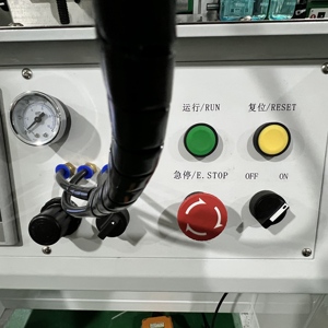 Độ chính xác cao Máy in Màn hình 4 trục bán tự động kim loại gốm & nhựa servo + Điều kiện mới xoay 360 ° - Product Image 5