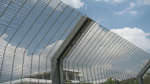 Treillis métallique haute <span class=keywords><strong>tension</strong></span> ligne clôture barbelé clôture clôture <span class=keywords><strong>de</strong></span> treillis métallique <span class=keywords><strong>de</strong></span> fer <span class=keywords><strong>galvanisé</strong></span> <span class=keywords><strong>fil</strong></span> - Product Image 2