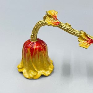 Outil d'extinction de bougie juive en nickel poli avec gravure de Jérusalem, métal doré, éteignoir de bougie de Shabbat - Product Image 5