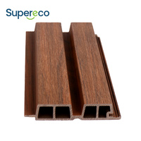 Supereco Offre Spéciale 3D Grain de bois Design Panneau mural Revêtement en bois composite Décoratif extérieur