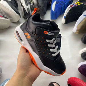 รองเท้าลำลองผู้หญิง ผลิตในจีน บรรจุภัณฑ์แบบคละ ส่งแบบสุ่ม สต็อก 2025 - Product Image 1