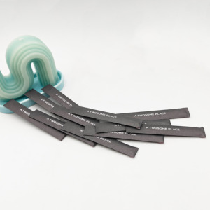 Bâtons d'<span class=keywords><strong>allumettes</strong></span> de sécurité portables et créatives personnalisées en noir et blanc, avec tête en bois imprimé en papier, logo, bougie de couleur en cire bleue - Product Image 5