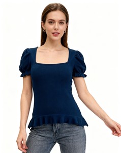 T-shirt pour femme à col carré, haut tricoté à manches courtes bouffantes, ourlet à volants, coupe ajustée, chemisier tricoté décontracté pour femmes - Product Image 2