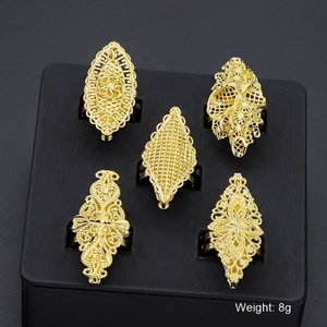 Anillo Grande de Latón Chapado en Oro de 24K, Diseño de Joyería para Boda, para Hombre y Mujer, Venta al por Mayor, Anillo de Moda Dorado para Mujer - Product Image 4